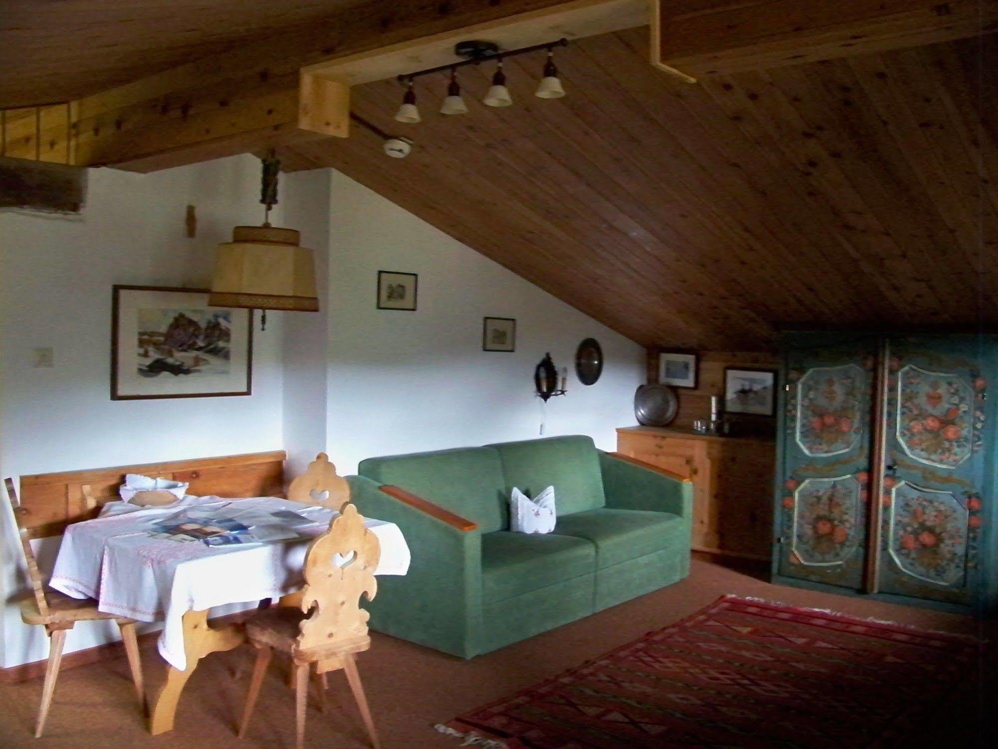 Gaestehaus Bichl Umhausen Luaran gambar